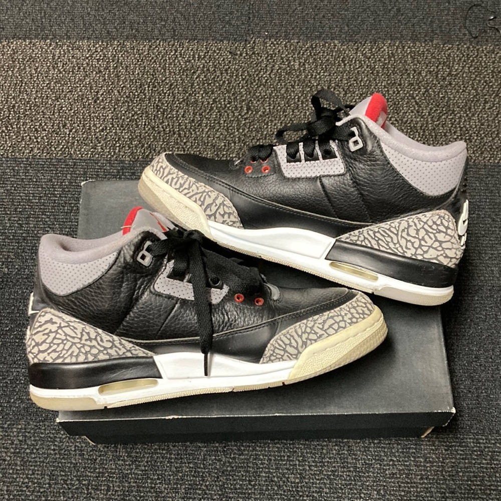 Air Jordan 3 black cement